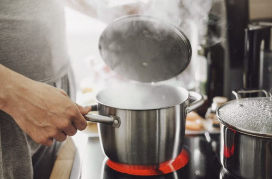 Hierve y cocina a fuego lento en tu encimera de inducción: una guía completa